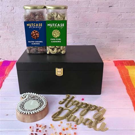 Nutcase Assorted Nuts And Dry Fruits Gift Pack Online In India