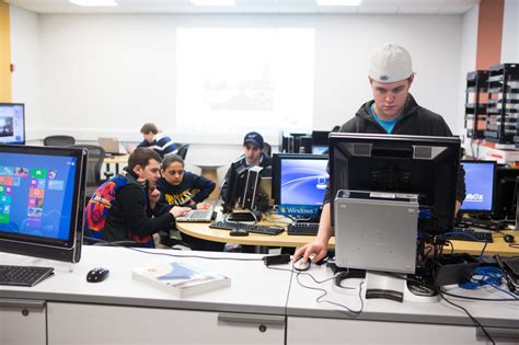 Computer Information Systems Program 的图像结果