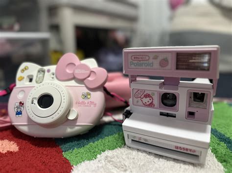 My Hello Kitty cams :3 feat. Retrospekt Polaroid 600 and Instax Mini ...