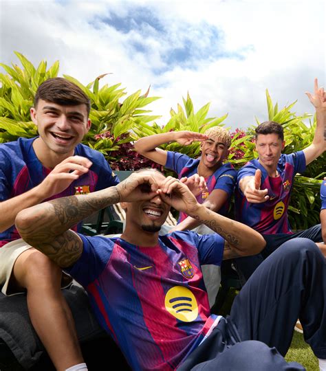 BACKHOME Men's home jersey 25/26 FC Barcelona - Player's Edition ...