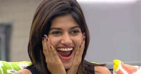 #OviyaArmy: This ‘Bigg Boss’ Tamil contestant has gained a massive fan base