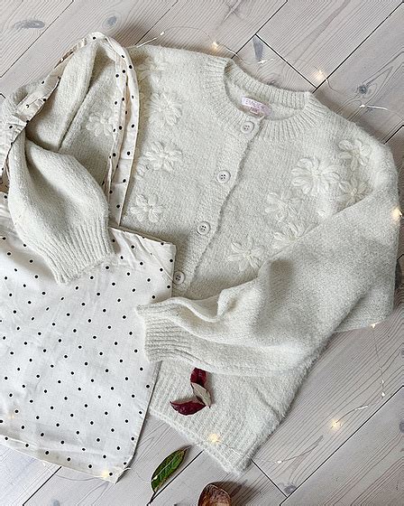 prettysucks / Category: Female