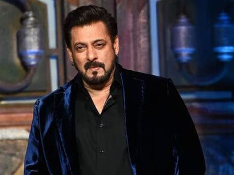 Salman Khan: ಯಾಕೆ ಕ್ಷಮೆ ಕೇಳ್ಬೇಕು? ಅವನು ಕಾರ್ ನಲ್ಲಿರಲಿಲ್ಲ! ಮಗನ ಬೆಂಬಲಿಸಿದ ...