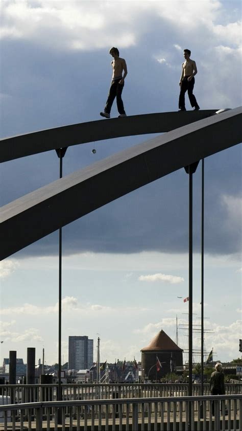 Sustainability - Topos Magazine