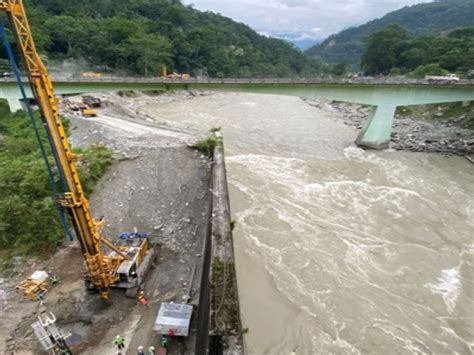 Ny minisitry ny herinaratra dia nandinika ny fiantraikan'ny tondra ...