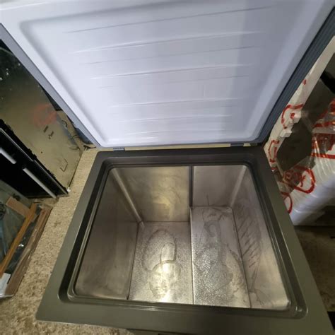 Chest Freezer 195Lt - Scratch and Dent Appliances