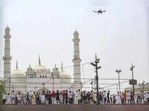 teele wali masjid: Hindu litigants allowed to appeal for survey of ...