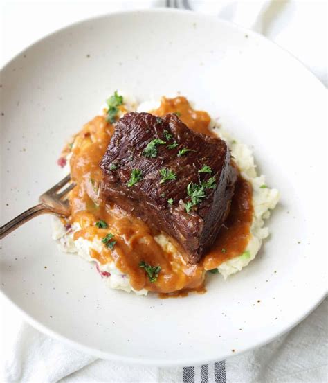 Boneless Beef Short Ribs Recipe : Easy Tender Oven Baked Dinner