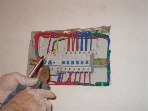 房屋装修水电布线知识 弱电为什么不能串联? - 装修保障网