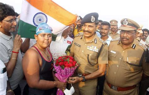 13 Y.O. Autistic Swimmer Jiya Rai Swims Across Palk Strait In 13 Hours ...