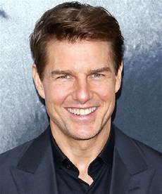 Tom Cruise Hairstyles by 10 Tom Cruise Haircuts That Became Iconic Cool S Tom Cruise Hairstyles
