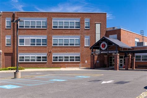 Red Bank Middle School in Red Bank, NJ - Homes.com