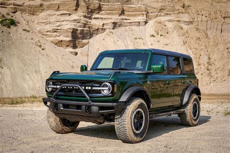 Everything You Need to Know About the 2022 Ford Bronco Everglades