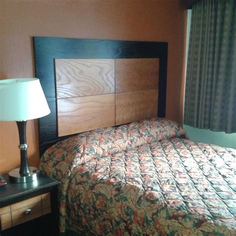 PARKCREST INN (Harper Woods) - 2026 Hotel Reviews & Photos - Tripadvisor