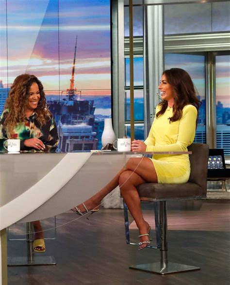 Alyssa farah : r/cnnnewswomen