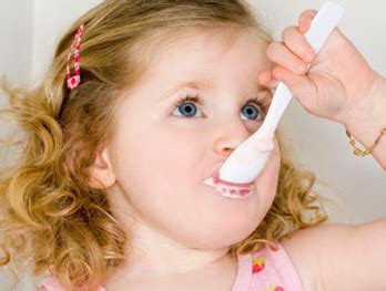 儿童喝酸奶的好处 - 育儿网