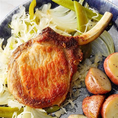 Pork Chops with Sauerkraut Recipe: How to Make It