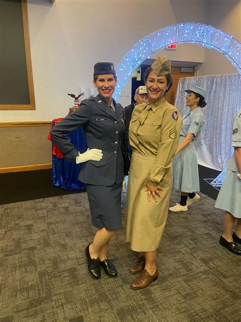 Air Force Women Bed 的图像结果