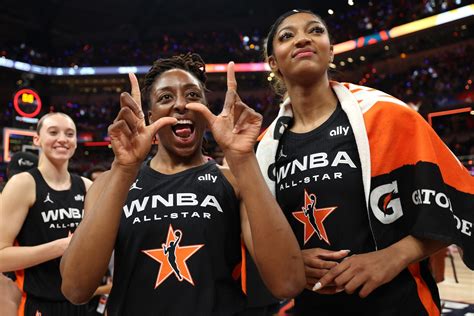 WNBA viewership keeps outpacing the NHL - Chicago Sun-Times