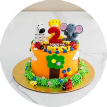 Cakes in Square Shape | 10+ Designs | Creme Castle