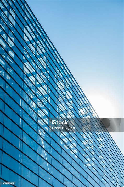 Building Glass Window 的图像结果