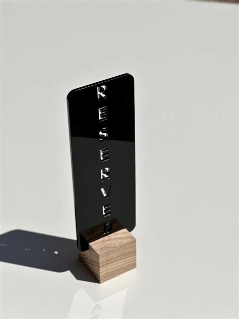 Restaurant Reserved Table Sign 的图像结果