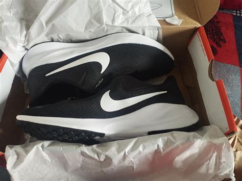 Buy NIKE Mens Revolution Running Shoes 7 Easyon-Black/White-Fq4112-001 ...