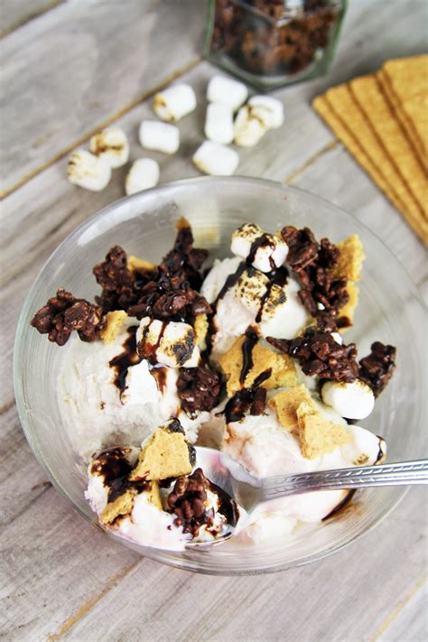 smores-rice-krispies-ice-cream-sundae-4 – The Tasty Bite