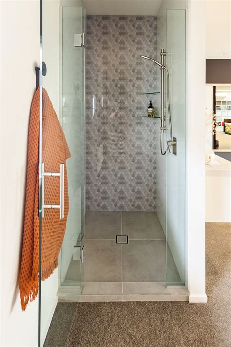 Frameless Glass Showers with Printed & Painted Designs