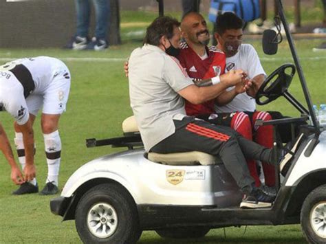 Se conoció un nuevo video de Javier Pinola gritando de dolor luego de ...