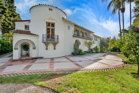 Beverly Hills Mediterranean Mansion with Beautiful Courtyard, Beverly ...