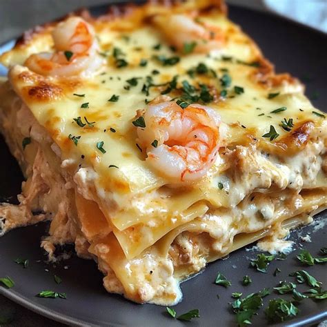 Creamy Seafood Lasagna Recipe with Shrimp and Crab - Recipes Fives