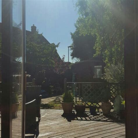 Local People in Welling 的图像结果