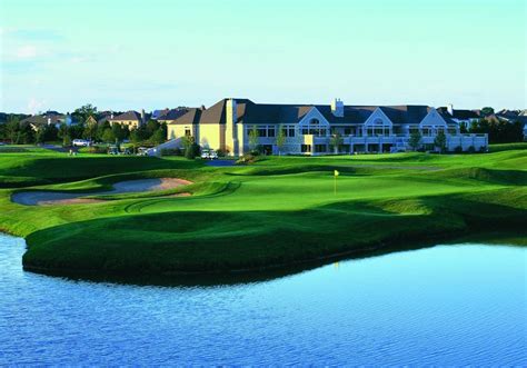 Eagle Brook Country Club in Geneva, IL | Presented by BestOutings