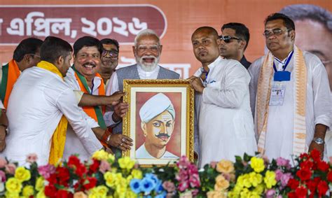 Mood of Bengal suggests BJP's victory in polls, will return during oath ...