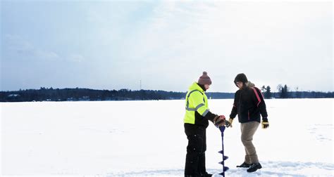 This Is The Weirdest Named Lake in the U.S. - Getaway Couple - who named lake chargoggagoggmanchauggagoggchaubunagungamaugg