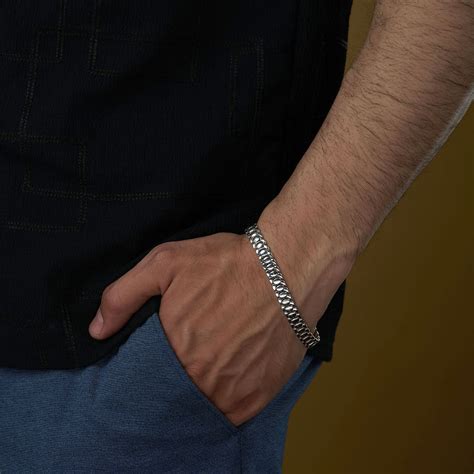 Buy 925 Silver Bracelets for Men – Stylish & Durable | TrueSilver