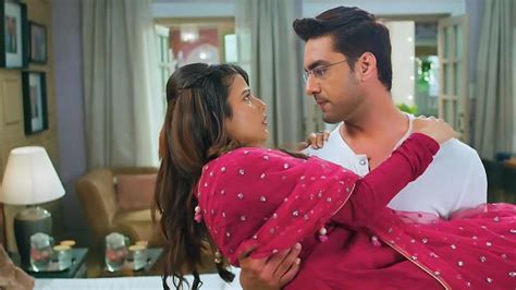 Yeh Rishta Kya Kehlata Hai Spoiler: Abhira Confesses Her Love To Armaan ...