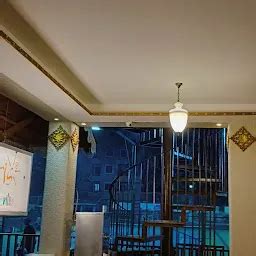 Solaris Sports World - Sports club - Pune - Maharashtra | Yappe.in