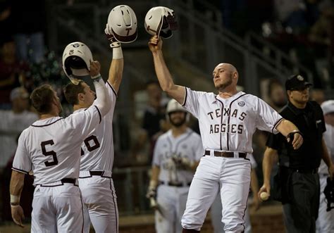 No. 11 Texas A&M baseball team wins eighth straight