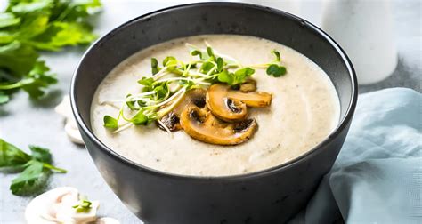 Golden Mushroom Soup Recipe – Rich, Flavorful, And Easy To Prepare