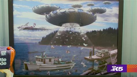 Alien Alert in Seattle 的图像结果