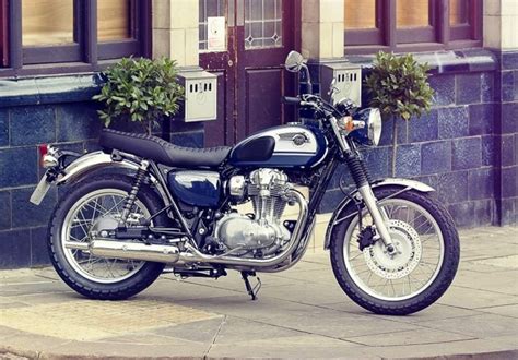 Kawasaki W800 showcased at a dealership to gauge response - IBTimes India