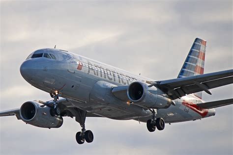 N828AW: American Airlines Airbus A319-100 (By Way Of U.S. Airways)