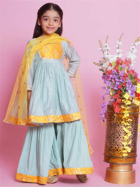 Little Bansi Girls Chanderi Silk Sleeveless Floral Embrodiery Kurta Fr
