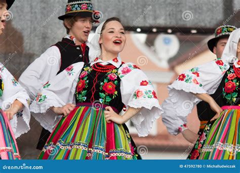 Folk Dancers from City of Lowicz and Traditional Costumes, Poland ...