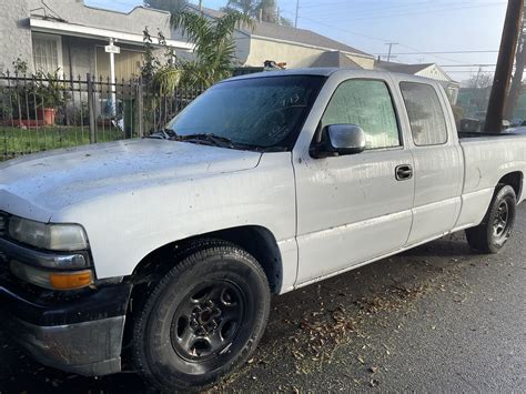 2000 Chevrolet Silverado for Sale in Los Angeles, CA - OfferUp