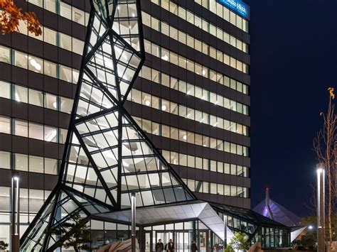 EF Education First 的图像结果