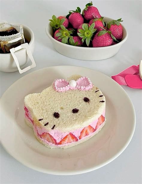 Pin by frshflwrs on food & recipes | Hello kitty cake, Yummy food ...