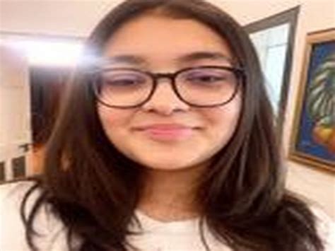 Smriti Irani deletes daughter's photo from Instagram after she was bullied